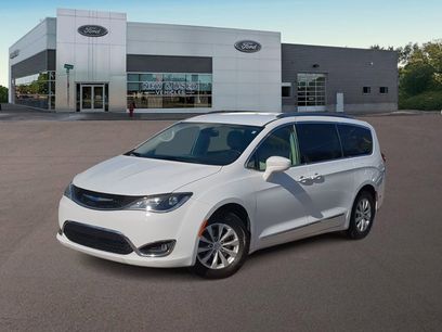 Used 2019 Chrysler Pacifica Touring-L