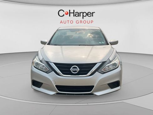 Used 2017 Nissan Altima 2.5 S w/ Power Driver Seat Package FWD image 8