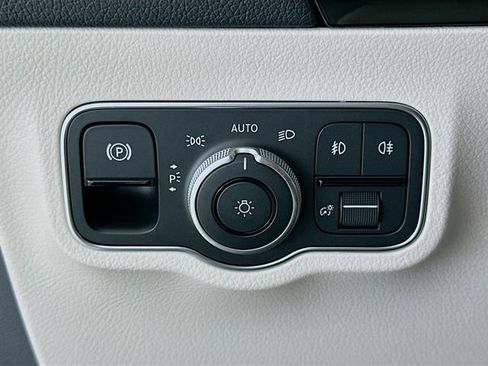 Used 2026 Mercedes-Benz GLA 250 4MATIC image 10