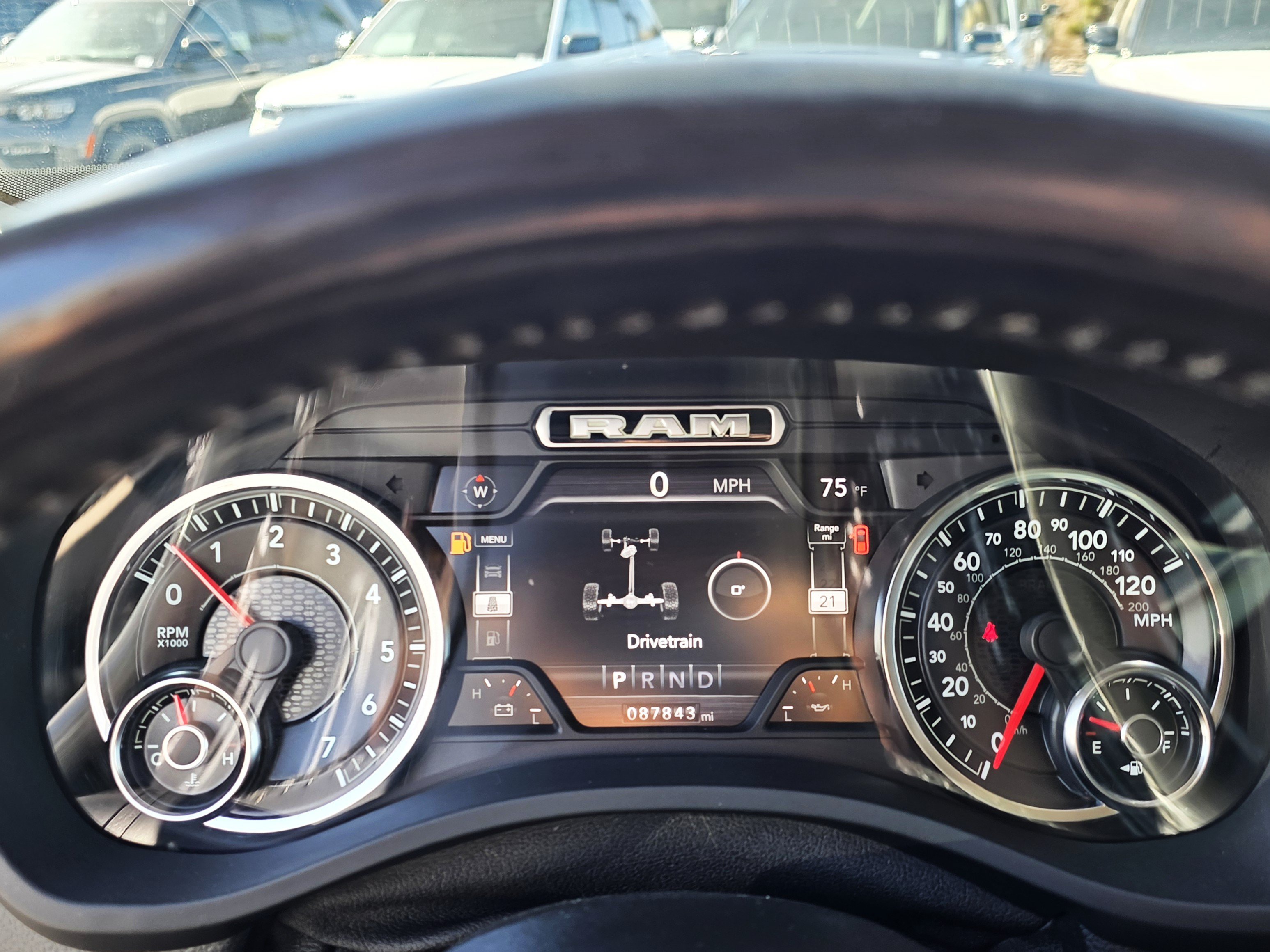 Used 2021 RAM 1500 Laramie AWD/4WD image 12