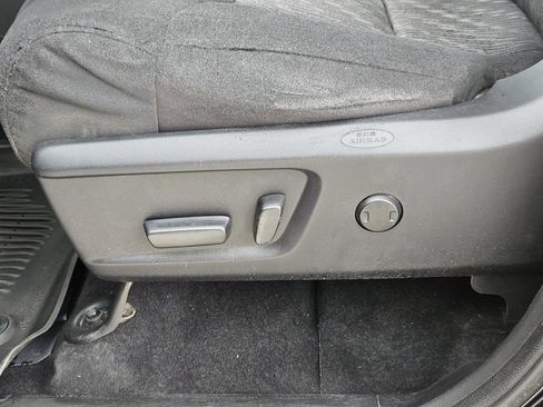 Used 2021 Toyota Tundra SR5 w/ Trail Edition AWD/4WD image 13