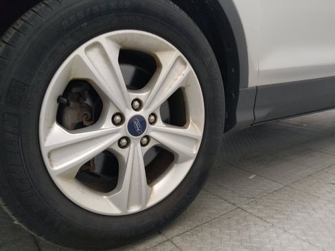 Used 2016 Ford Escape SE w/ Equipment Group 201A AWD/4WD image 31