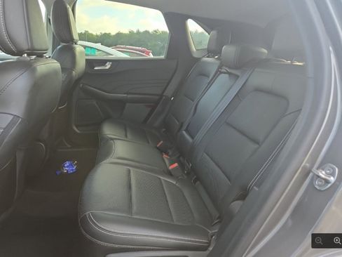 Used 2021 Ford Escape SEL AWD/4WD image 11