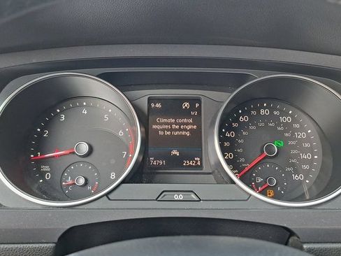 Used 2020 Volkswagen Tiguan SE FWD image 9