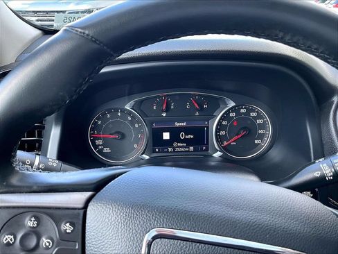 Used 2023 GMC Acadia AT4 w/ Preferred Package AWD/4WD image 26