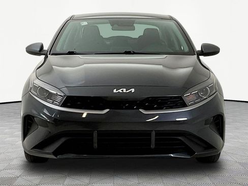Used 2024 Kia Forte LX FWD image 2