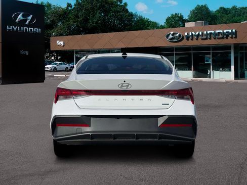 New 2026 Hyundai Elantra Blue image 6