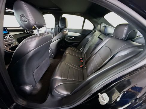Used 2021 Mercedes-Benz C 300 Sedan image 25