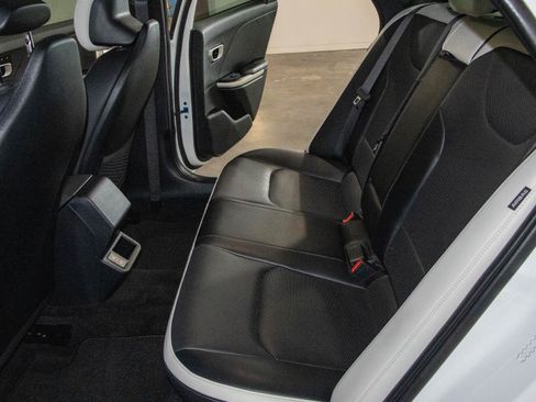 Used 2025 Kia K4 GT-Line w/ GT-Line Premium Package FWD image 15