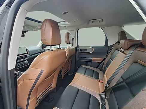 Used 2025 Ford Bronco Sport Outer Banks w/ Outer Banks Tech Package+ AWD/4WD image 19