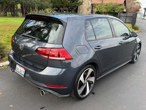 Used 2018 Volkswagen GTI SE image 6