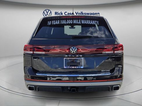 New 2026 Volkswagen Atlas Peak Edition AWD/4WD image 4