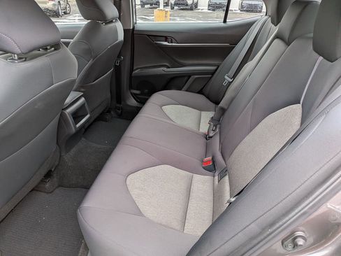 Used 2022 Toyota Camry LE w/ Carpet Mat Package (TMS) image 10