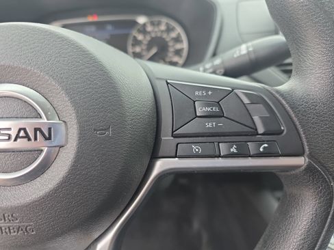 Used 2019 Nissan Altima 2.5 S FWD image 17