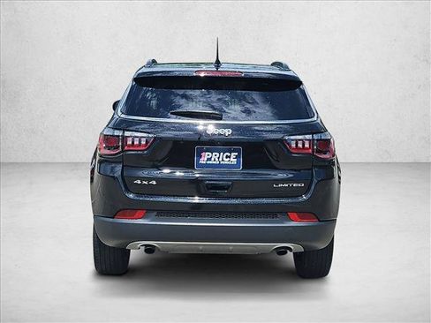 Used 2023 Jeep Compass Limited w/ Sun and Sound Group AWD/4WD image 7