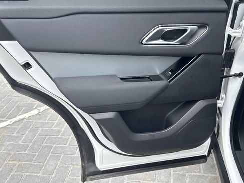 Certified 2025 Land Rover Range Rover Velar S image 11