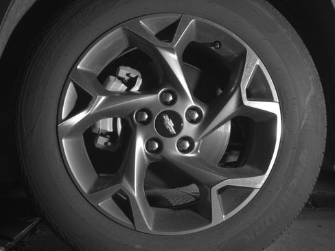 Used 2025 Chevrolet Trax LT image 12