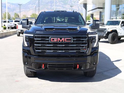 New 2026 GMC Sierra 3500 AT4 w/ AT4 Premium Plus Package AWD/4WD image 9