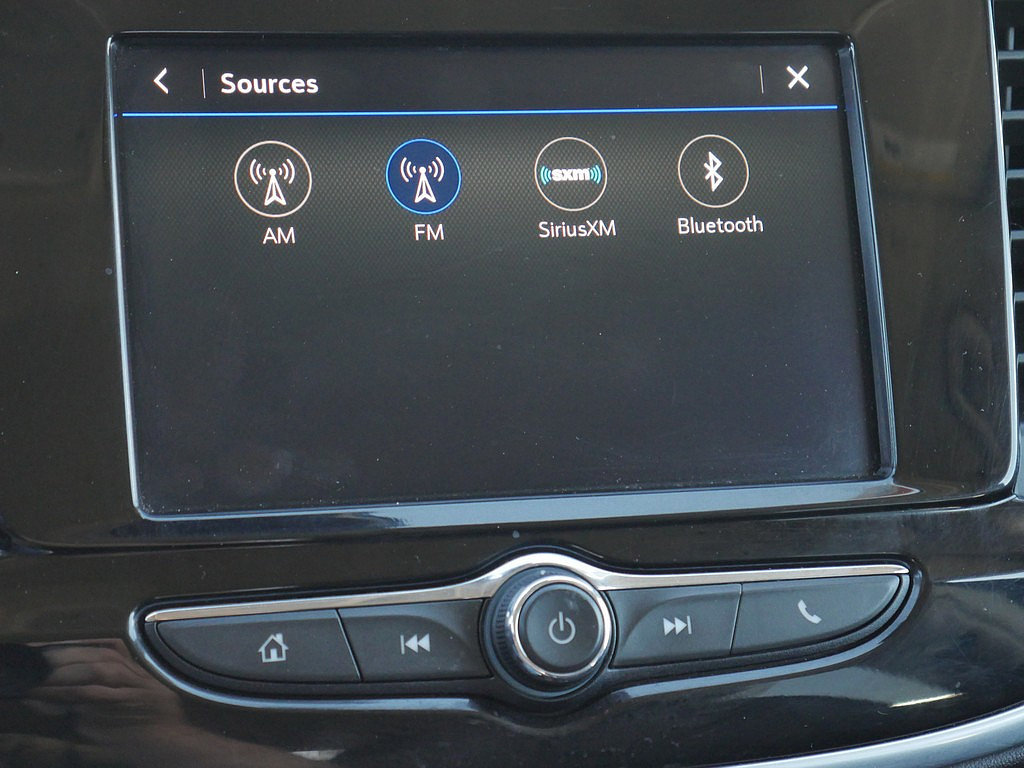 Used 2021 Buick Encore Preferred AWD/4WD image 35