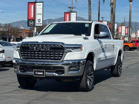 Used 2025 RAM 1500 Limited w/ Trailer Tow Group AWD/4WD image 5