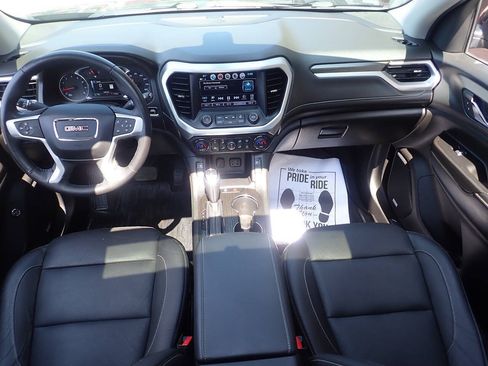 Used 2017 GMC Acadia SLT AWD/4WD image 13