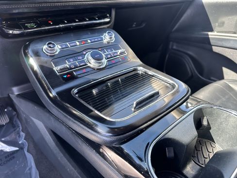 Used 2021 Lincoln Nautilus FWD w/ Equipment Group 101A image 15