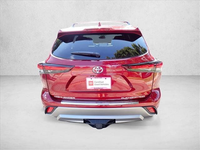 Certified 2026 Toyota Highlander Platinum AWD/4WD image 3