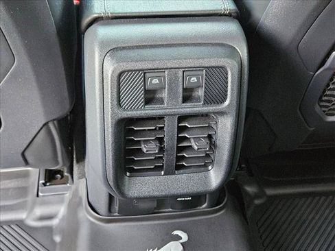 Certified 2025 Ford Bronco Raptor AWD/4WD image 17