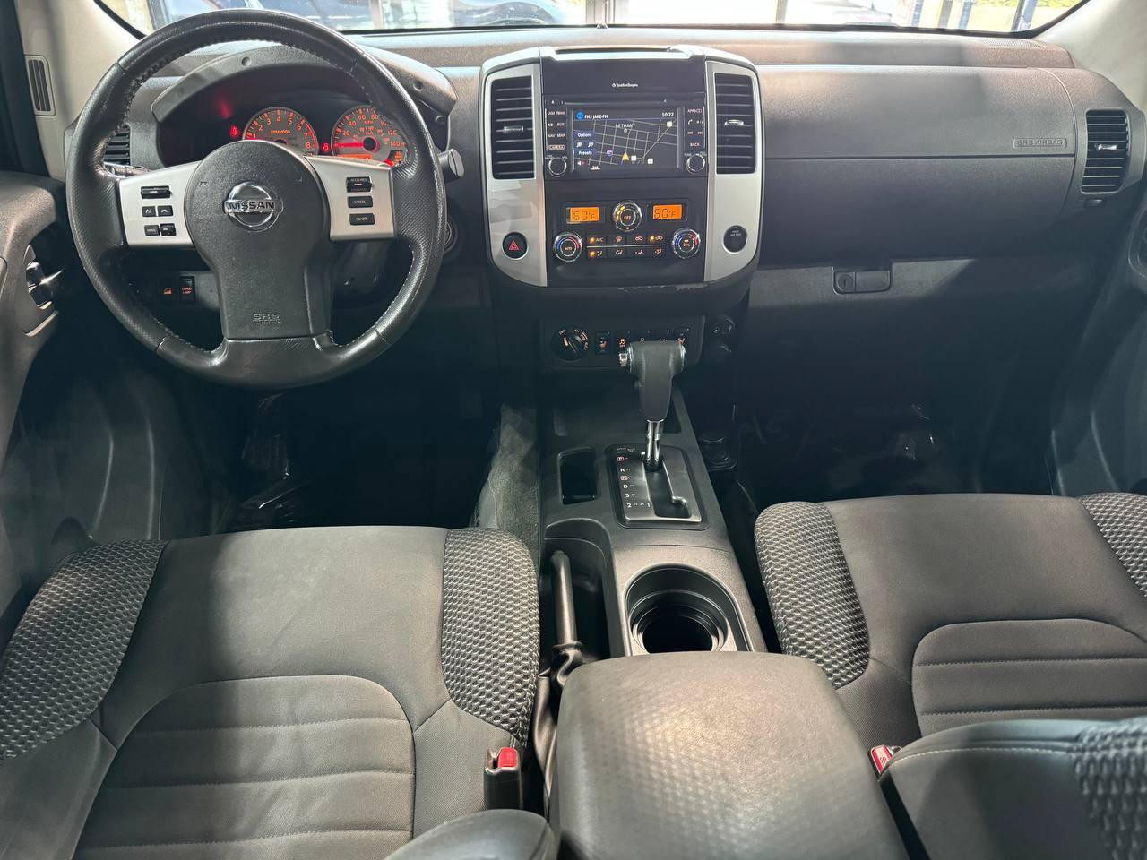 Used 2017 Nissan Frontier PRO-4X AWD/4WD image 34