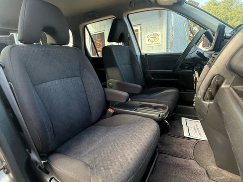 Used 2006 Honda CR-V LX image 17