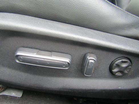 Used 2018 Honda Accord Sport image 15