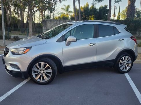 Used 2019 Buick Encore Preferred FWD image 37