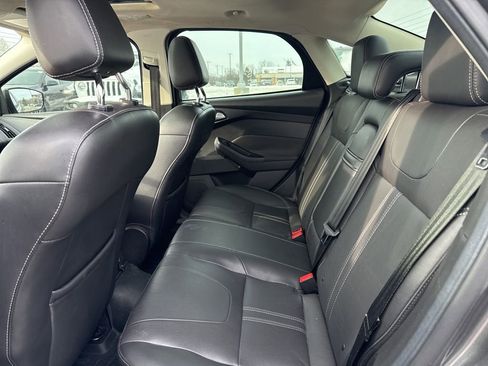 Used 2012 Ford Focus SEL image 18