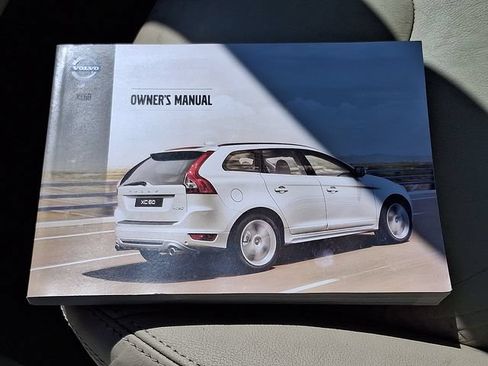 Used 2013 Volvo XC60 T6 AWD/4WD image 25