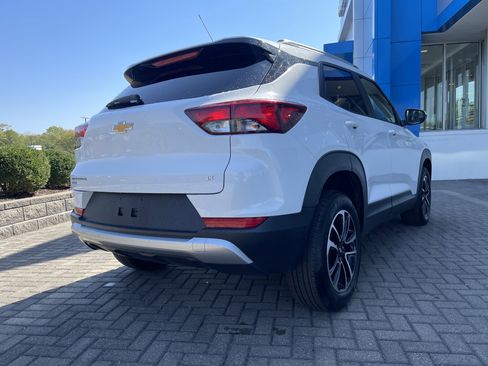 Used 2025 Chevrolet TrailBlazer LT image 5