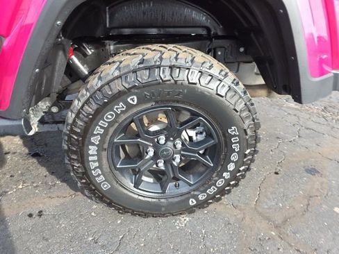 Used 2024 Jeep Gladiator Sport image 52