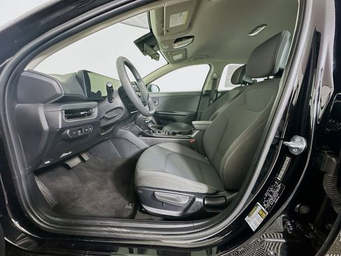 Used 2025 Kia K4 LXS FWD image 13