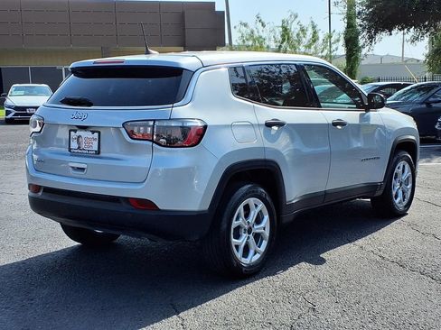 Used 2025 Jeep Compass Sport AWD/4WD image 5