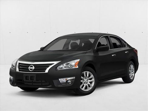 Used 2014 Nissan Altima 2.5 S image 1