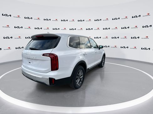 Used 2024 Kia Telluride LX FWD image 8