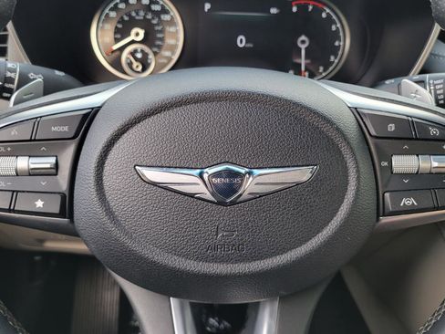 Used 2023 Genesis G70 2.0T image 23