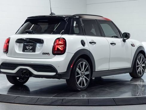 Used 2024 MINI Cooper S w/ Signature Upholstery Package FWD image 10