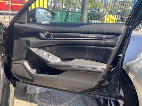 Used 2020 Honda Accord Sport image 20