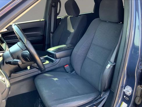 Used 2021 Dodge Durango SXT w/ 3rd Row Seating Group RWD image 24