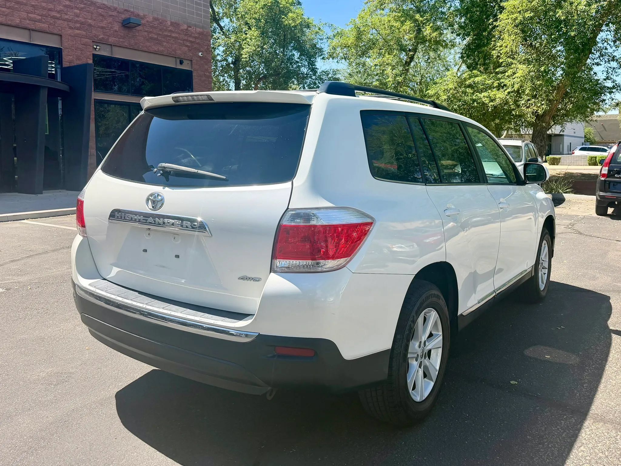 Used 2013 Toyota Highlander SE AWD/4WD image 5