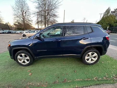 Used 2018 Jeep Compass Latitude w/ Cold Weather Group image 4