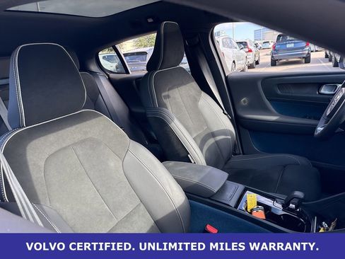 Certified 2023 Volvo C40 P8 Recharge Ultimate image 12