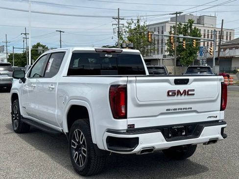 Used 2025 GMC Sierra 1500 AT4 w/ AT4 Premium Package AWD/4WD image 3