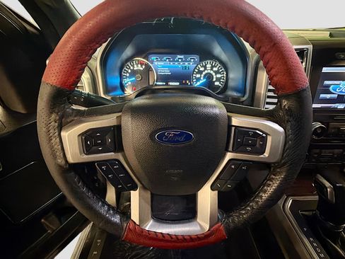 Used 2015 Ford F150 Platinum w/ Max Trailer Tow Package image 18