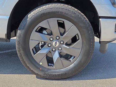 Used 2025 Ford F150 STX w/ Equipment Group 200A AWD/4WD image 7